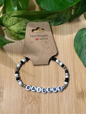 🖤🏈✨‎ Raiders Stretchy Beaded Bracelet | Handmade | Football Fan Bracelet 🏈🖤
